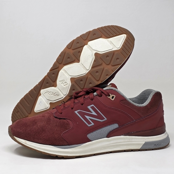 New Balance 1550 Revlite Retro Red Casual Sneakers Men Size 13 D Pre-owned - Picture 1 of 11